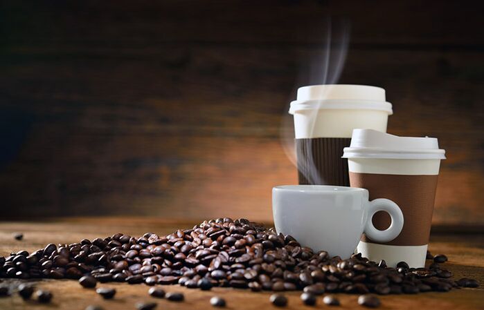 قهوه به عنوان یک محصول ممنوع در هنگام مصرف ویتامین برای قدرت